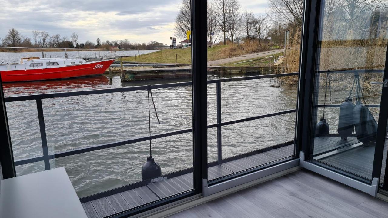 Hausboote Unteres Odertal Hausboot Kranich Hotel Schwedt Exterior foto